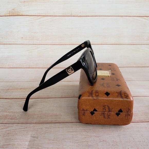 MCM Sunglasses Unisex Case Cleaning Cloth MCM61OSN Black main image 10